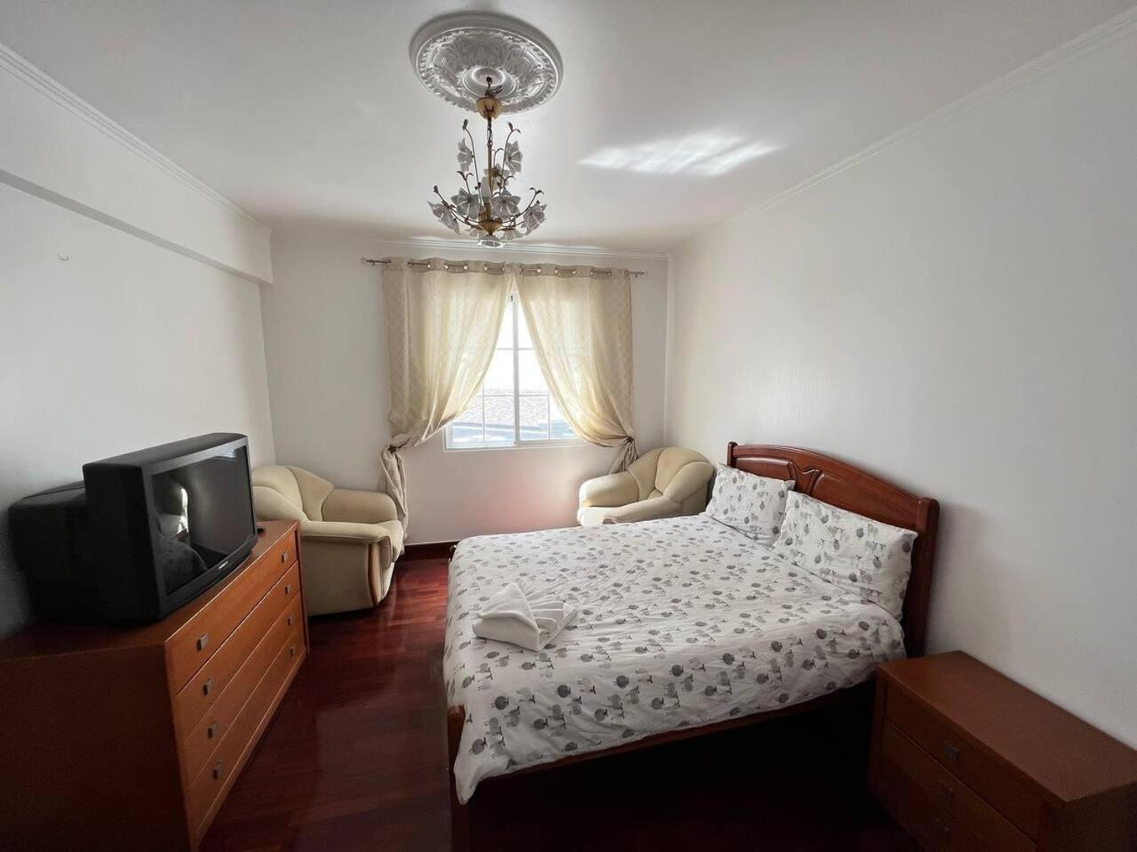 Comfortable 2-Bedroom Apartment For Relaxing Stays Funchal  Esterno foto